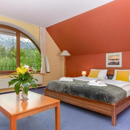 Penzión pre hostí Park Tatranska Lomnica